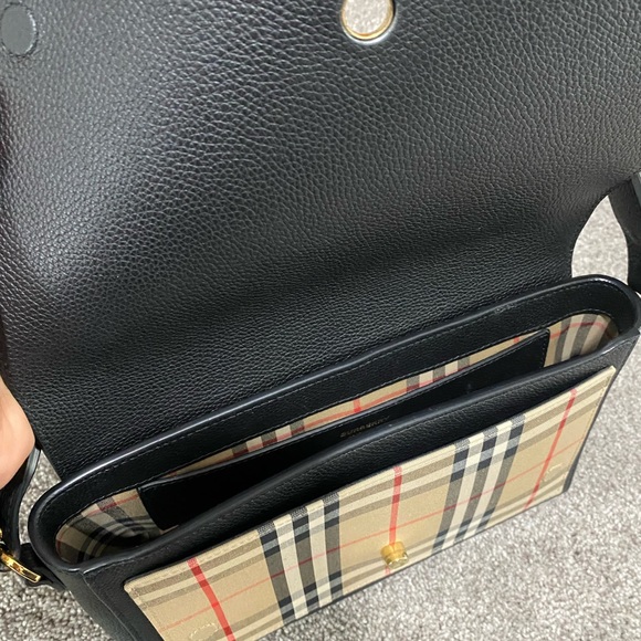 Burberry Vintage Check Shoulder Bag - Picture 5 of 8